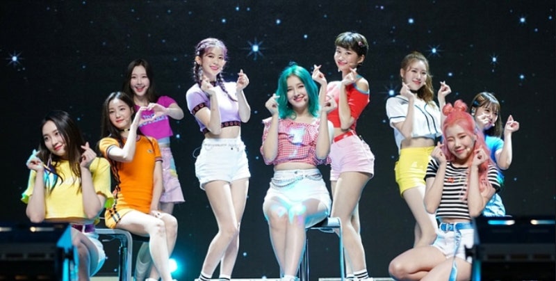 걸그룹 모모랜드 6인조로 재편 [모모랜드멤버 연우와 태하 탈퇴, 데이지는 논의중]