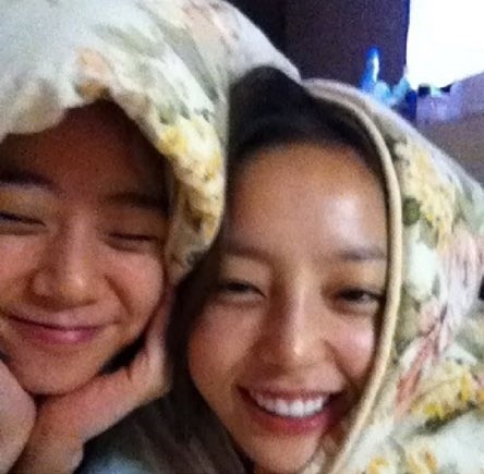 한승연, 故 구하라 추모 "다시 만날 때까지 편히 쉬어" 한승연, 故 구하라 추모 "다시 만날 때까지 편히 쉬어"