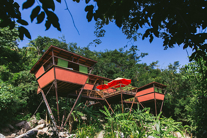 거꾸로 A-Frame 경관건축 V자 입면 꼭지점 역삼각형 역피라미드 펜션 건축 거꾸로 A-Frame 경관건축 V자 입면 꼭지점 역삼각형 역피라미드 펜션 건축
