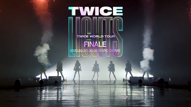트와이스 책이 나왔다고? 트와이스의 데뷔과정을 알 수 있는 Who? TWICE편