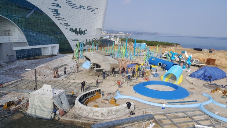  경북 울진 해양 박물관 철 구조물 공사 마무리