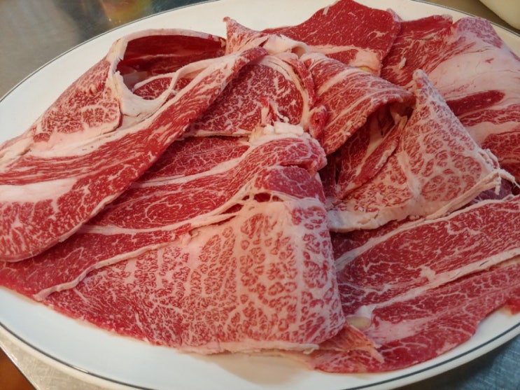  경주황리단길을 걸으면서도 생각나는 경주맛집 외바우 실내 리모델링 했어요~