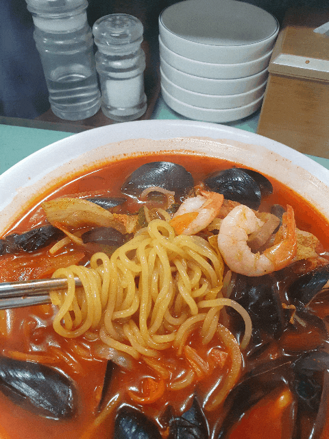  [부산/서면] 차이봉 딴건 몰라도 짬뽕하나는 얼큰하고 맛납니다.
