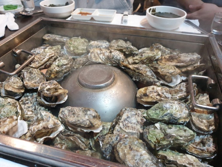  겨울이 오면 꼭 들려야하는 망원 굴찜집 : 용머리숯불꼼장어굴찜