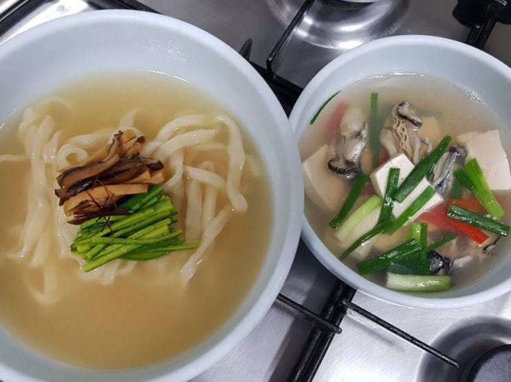 한식 조리 기능사 도전 : 8일차 수업하기 / 두부 젓국찌개 만들기 / 칼국수 만들기 / 한식 조리 기능사 따기 / 한식 조리사 실기 준비 과정 / 자격증 도전하기 한식 조리 기능사 도전 : 8일차 수업하기 / 두부 젓국찌개 만들기 / 칼국수 만들기 / 한식 조리 기능사 따기 / 한식 조리사 실기 준비 과정 / 자격증 도전하기