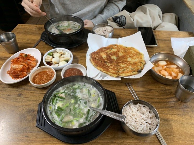  [망원시장 맛집]망리단길 빈대떡 / 할머니 빈대떡, 순댓국 폭풍흡입/ 알고보니 골목식당에서 본 집