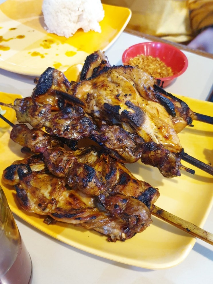  바콜로드맛집 마노칸컨트리 (Manokan Country NENA's Rose ) , 삼겹마사랍 C's cafe