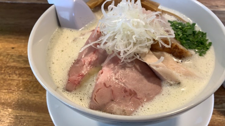  맛집소개 광명시의 단비같은 라멘 맛집 다시 방문한 신짱과후쿠마루 의 후쿠라멘! 토리파이탄 신흥강자