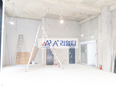  강남역 먹자골목 층고 5m 신축 통임대    [A+리얼티] #151