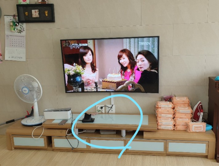  통영거제고성벽걸이TV설치 셋탑숨김/지저분한TV주변 깔끔하게 정리하세요