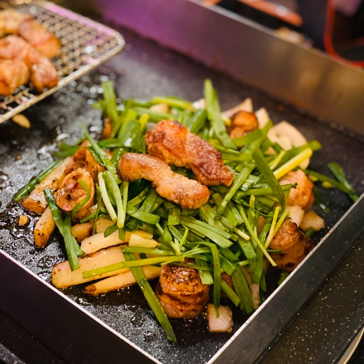  [용산 고기집] 삼각지 회식장소 소 곱창과 삼겹살이 맛있는 '삼곱식당 용산역점'