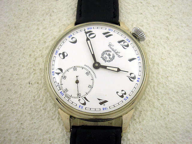 빈티지 회종 시계 튜닝 개조한 손목 시계