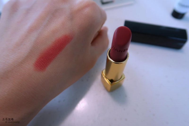 CHANEL : 루쥬 알뤼르 벨벳 69 앱스트렛 x 샤넬 루쥬 알뤼르 176