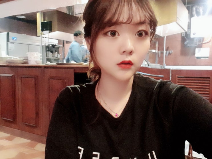  여자친구 크리스마스선물 추천 여자가방 여자시계 추천