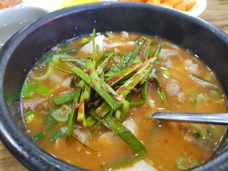 부산 민락동 맛집, 꽃돼지국밥 + 울타리없는만두집 이런조합 너무좋아