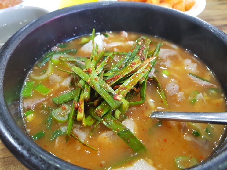  부산 민락동 맛집, 꽃돼지국밥 + 울타리없는만두집 이런조합 너무좋아