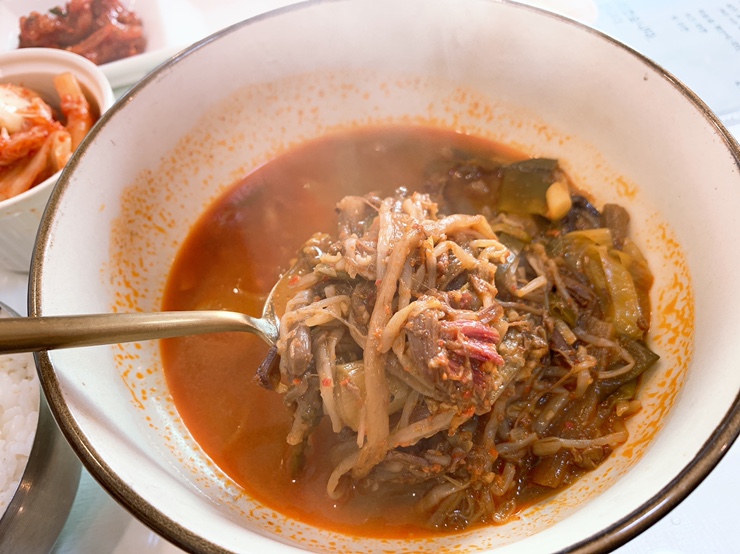  경찰병원역 맛집, 엘키친 분식집 점심메뉴 육개장 기대 이상 든든한 한끼 :)
