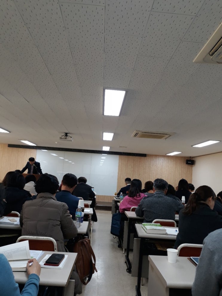  서면부전시장입구에 있는 싸고 멸치국물맛이 좋은 국수집에서의 점심