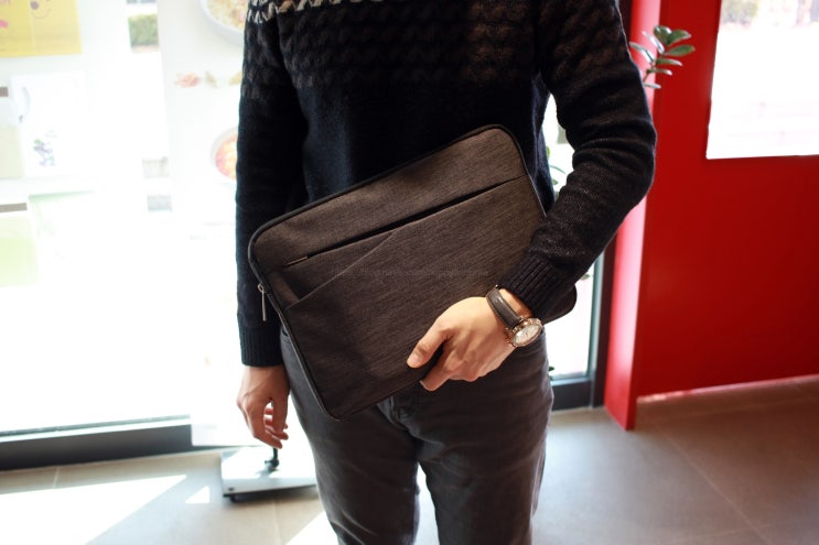  맥북에어를 위한 Canvas Aartisan 13인치 노트북파우치 후기