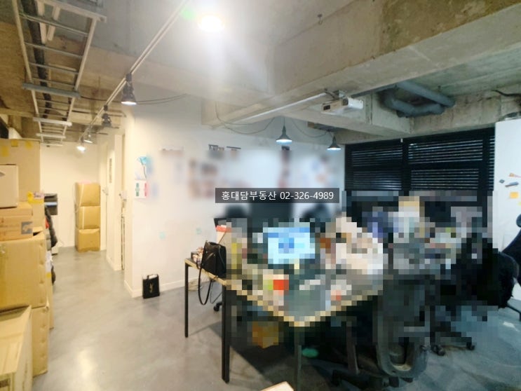  세련된 건물 외관 홍대 연남동 사무실 임대