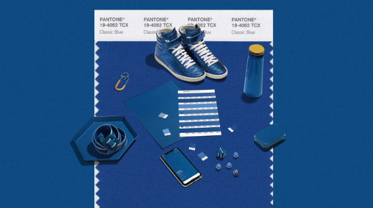  팬톤 2020 올해의 컬러 : Pantone 클래식 블루(classic blue)