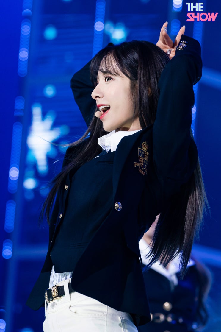 눈을 뗄 수 없는 독보적인 청순함으로 더쇼 팬 여러분들의 소원을 이뤄줄 우주소녀 눈을 뗄 수 없는 독보적인 청순함으로 더쇼 팬 여러분들의 소원을 이뤄줄 우주소녀