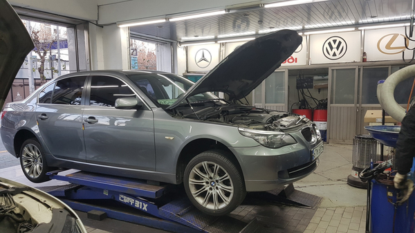  [bmw 528i 정비일지] 합성 엔진오일로 플렉스해버렸지모야 빠끄