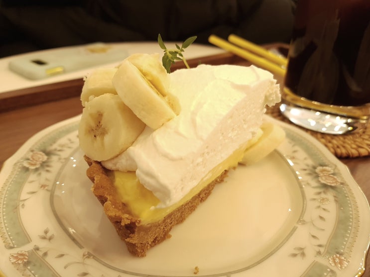 청라카페 추천! 디저트 맛집인 카페지금에 놀러 오세요