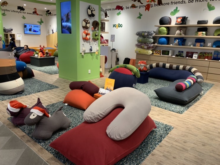  기흥 롯데아울렛에서 만나본, 소파보다 요기보 (yogibo) 요기보 하나로 인테리어는 물론 편안함까지~~!