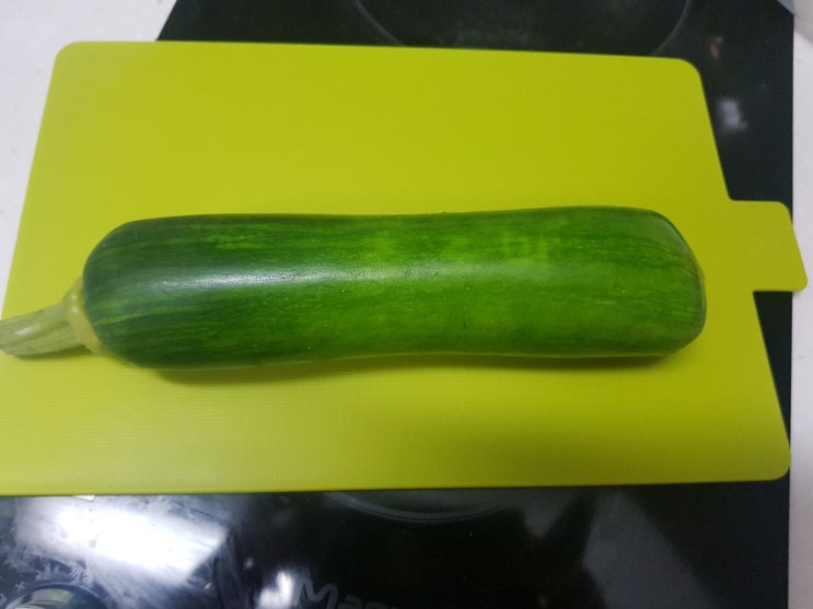  [자취요리] 1000원으로 반찬하기 애호박 전