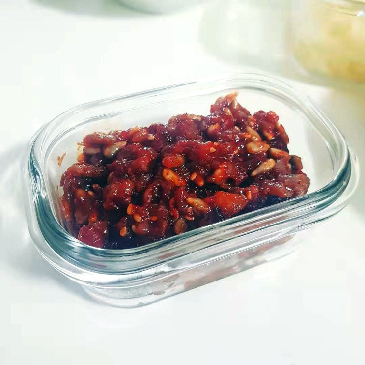 맛깔나게 입맛 살리는 비빔낙지젓갈
