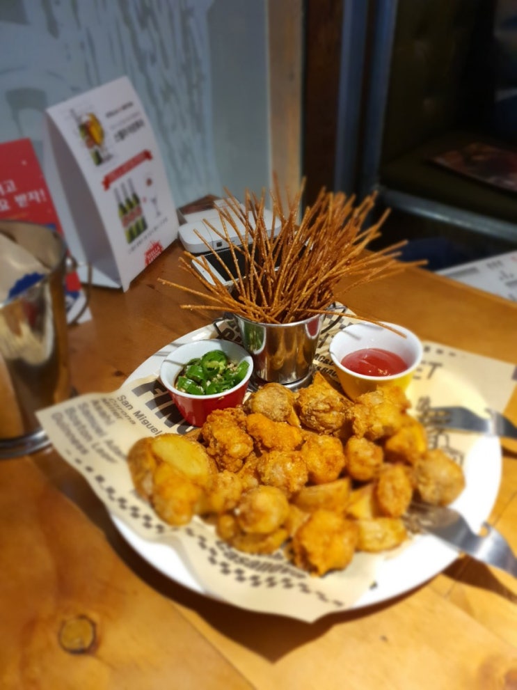  [텍폴맛집] 뉴욕야시장에서 맛있는 솜사탕칵테일과 이차를 했어요.
