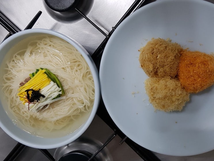 한식 조리 기능사 도전 : 10일차 수업하기 / 북어 보푸라기 만들기 / 국수 장국 만들기 / 한식 조리 기능사 따기 / 한식 조리사 실기 준비 과정 / 자격증 도전하기 한식 조리 기능사 도전 : 10일차 수업하기 / 북어 보푸라기 만들기 / 국수 장국 만들기 / 한식 조리 기능사 따기 / 한식 조리사 실기 준비 과정 / 자격증 도전하기