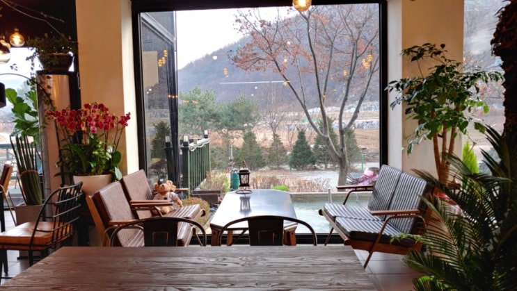  수동 계곡 축령산휴양림 몽골문화촌  근처 베이커리 카페 아이유랑 오픈! 수동 밤나무동산 한옥마을 입구쪽에 있습니다.