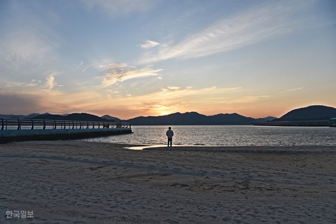 광암해수욕장으로 소풍갈까, 저도연륙교서 인생 샷 찍을까 광암해수욕장으로 소풍갈까, 저도연륙교서 인생 샷 찍을까