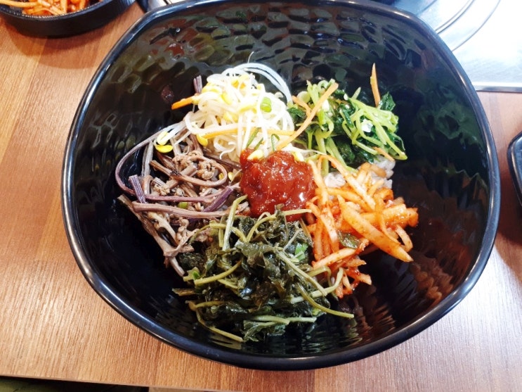  이천 테르메덴 맛집 한그네온천 여행 후 꼭 들려야 할 보양식 염소탕 보리밥