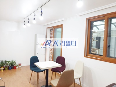  테라스 공간 및 내부 인테리어 깔끔한  오피스 빌딩 임대 [A+리얼티] #153