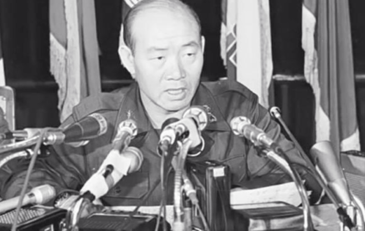 1212사태 진정한 사죄가 없는 현재진행형 피눈물 흘린는 유가족 1212사태 진정한 사죄가 없는 현재진행형 피눈물 흘린는 유가족