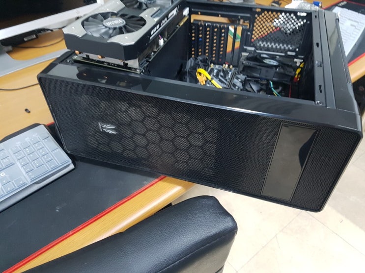  율량동 컴퓨터 수리(043-298-8809)착한 컴퓨터OA-율량동에서 컴퓨터에 콜라를 쏟아서 오신 고객님