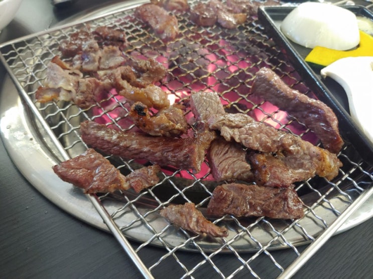 홍대 소고기 무한리필/홍대 고기집. 쏘굿