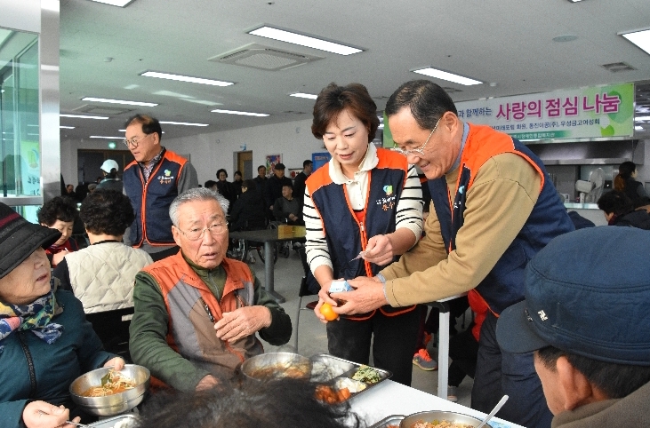  ㄷ 사단법인 천년미래포럼 후원‘사랑의 점심 나눔’실천