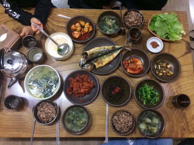 제주공항 제주시청 맛집 보리밥과수제비에서 블랙보리 건강식을 맛보다