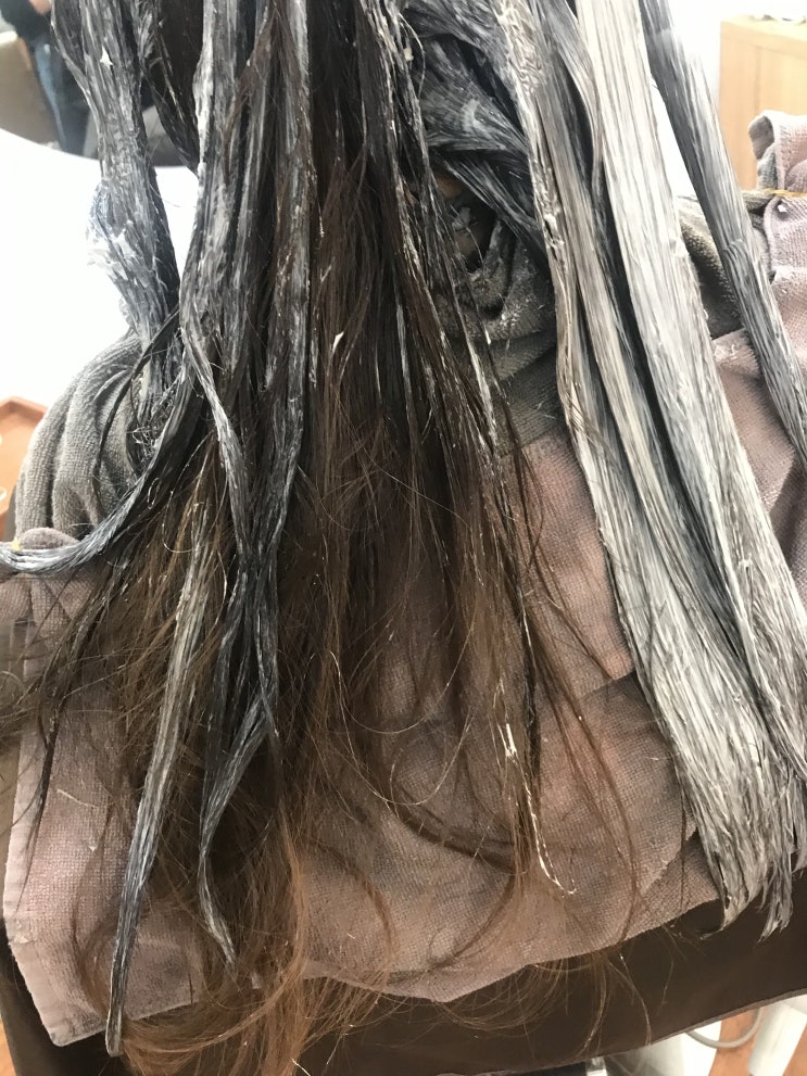  긴머리 지겨울때 기분내서 레이어드컷했어요!늘다움헤어_김태희stylist