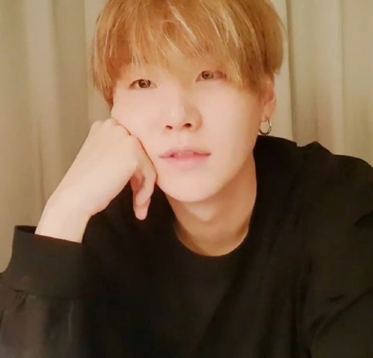  [방탄소년단 슈가] 191214 브이앱 슈가의 인털루드 (VLIVE)