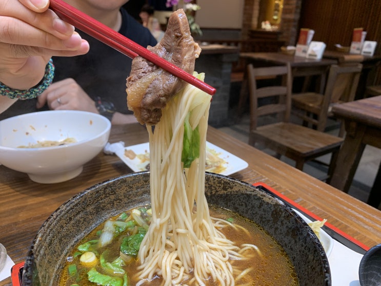  [여행 / 대만 타이중] 19.09.09 버블티의 원조, 춘수당 이지만 우육면 맛집이라구!!!