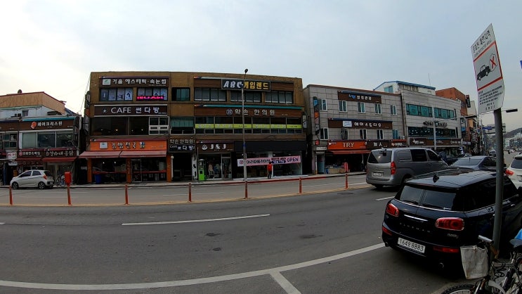  강화도 아리따움 매장에 비산방지 안전필름 시공하고 왔습니다.