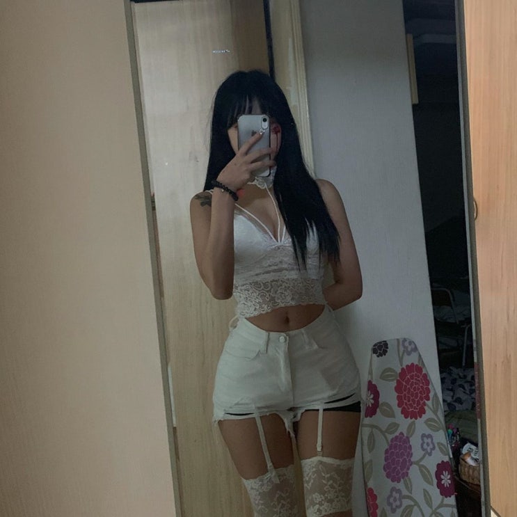 인스타 골반 셀카녀 초밥 몸매 근황 인스타 골반 셀카녀 초밥 몸매 근황