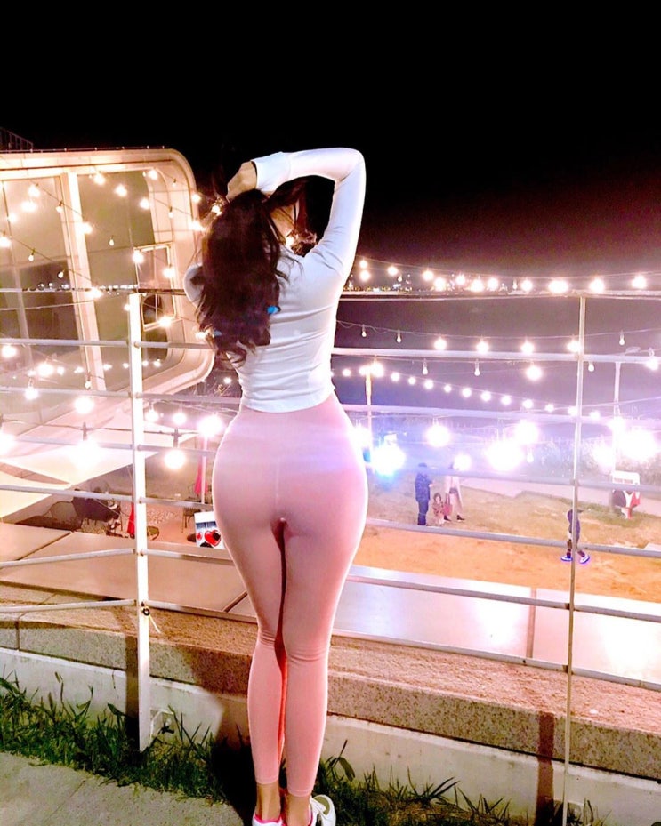 아찔한 골반 몸매 필라테스 강사 김민주 인스타그램 #2 아찔한 골반 몸매 필라테스 강사 김민주 인스타그램 #2