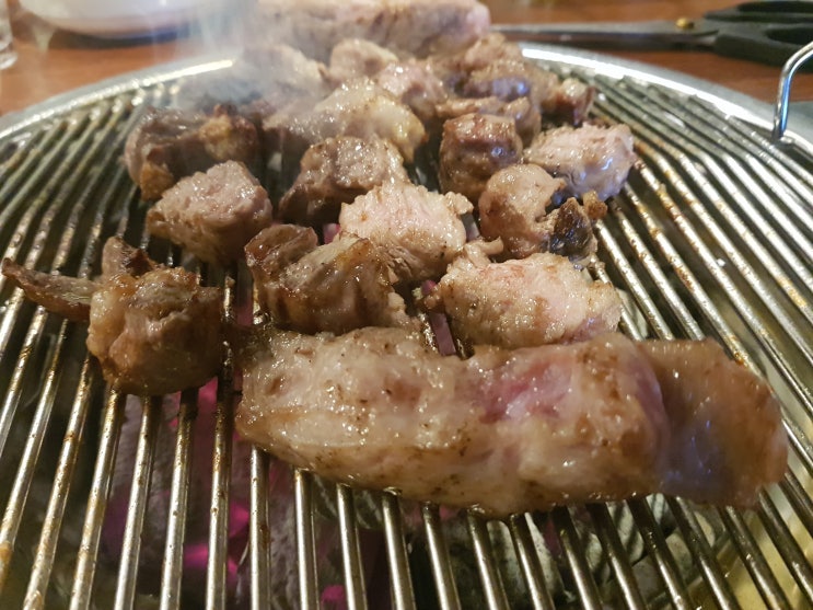  사직동 미식가의구이 이베리코명품돼지 꽃목살+늑간살+양념닭갈비
