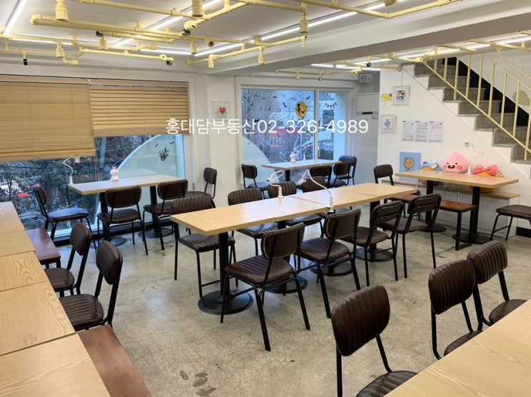  유동인구 많은 홍대놀이터앞 홍대상가통임대 무권리입니다